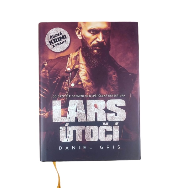 Lars útočí - Daniel Gris