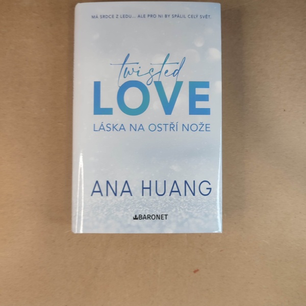 Twisted love Láska na ostří nože - Ana Huang
